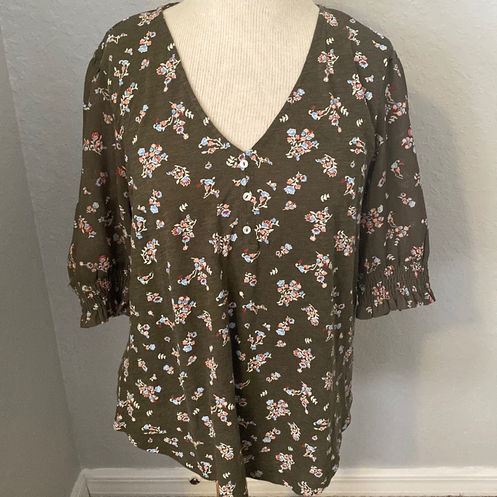 Lucky Brand size medium